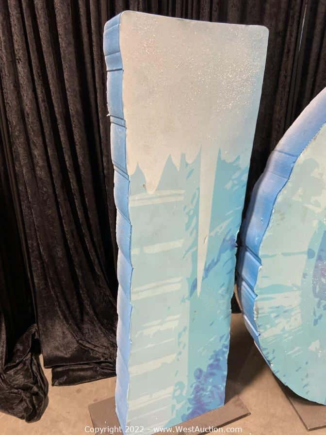 Frozen Letter “I” | Rental