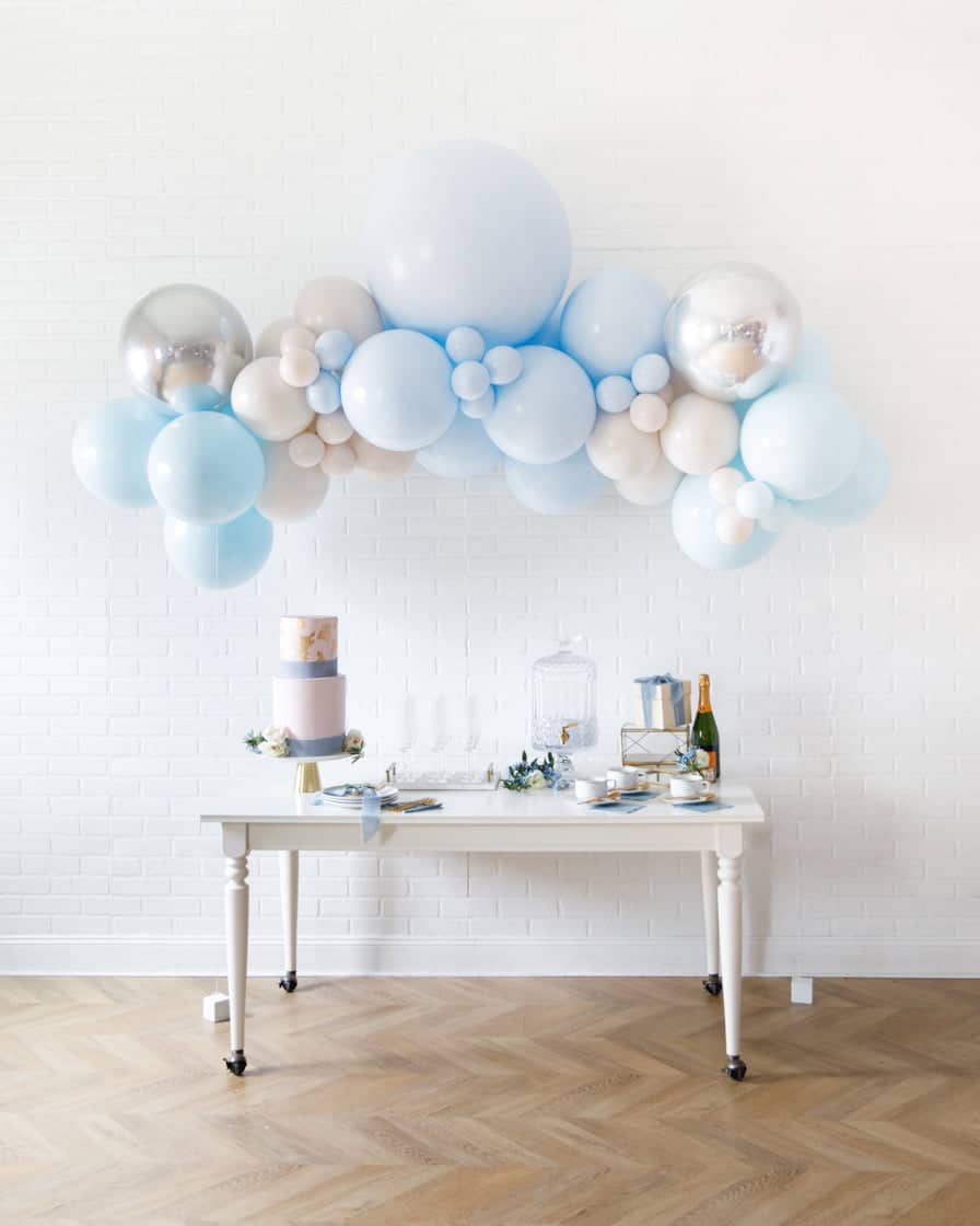 Château – Floating Balloon Arch – 5ft | Purchase Château – Floating Balloon Arch – 5ft | Purchase
