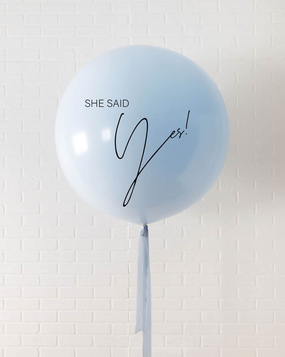 Provence – Personalized Celebratory Giant Balloon | Purchase