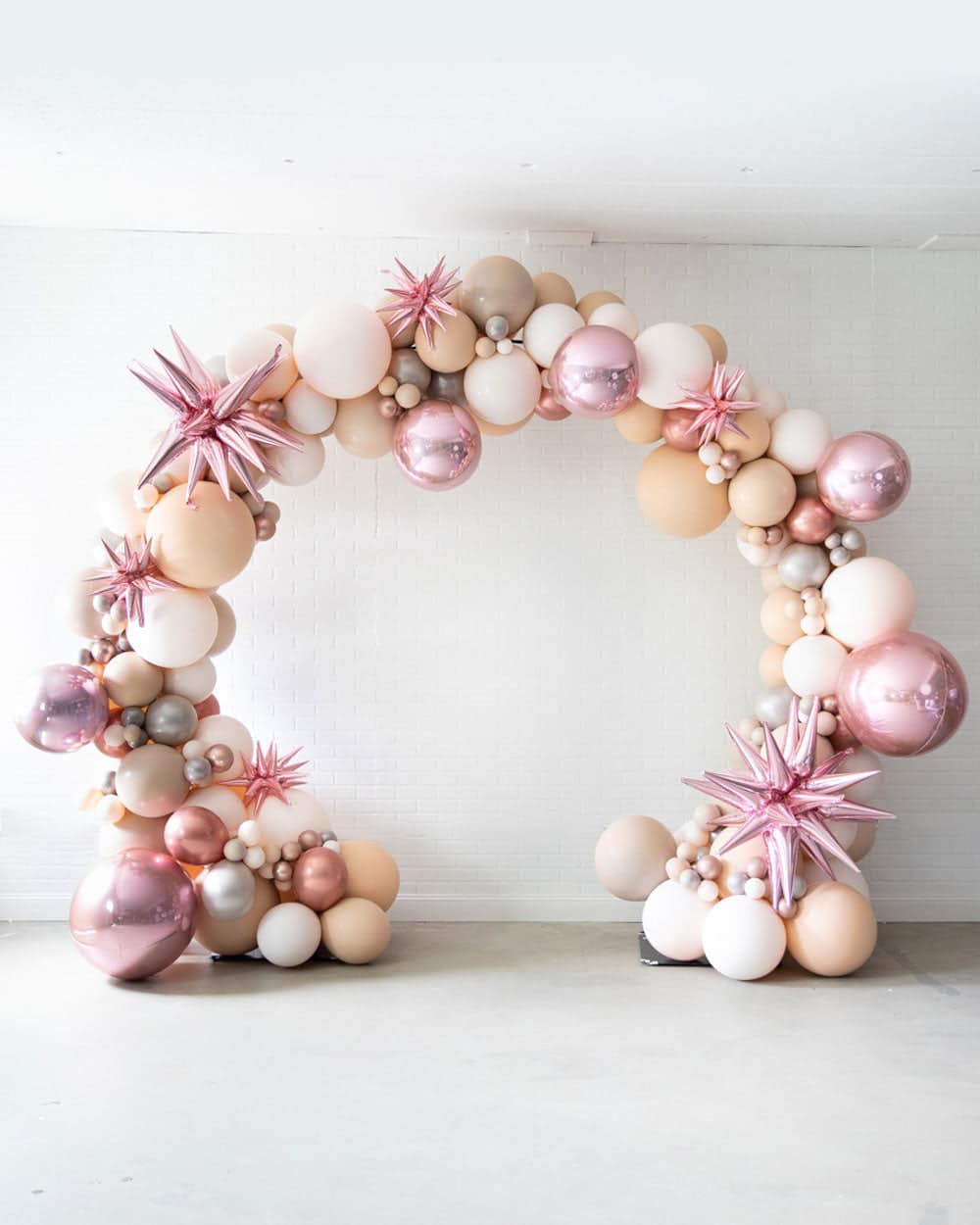 Ravishing Roses – Circle Aeropole Install | Purchase