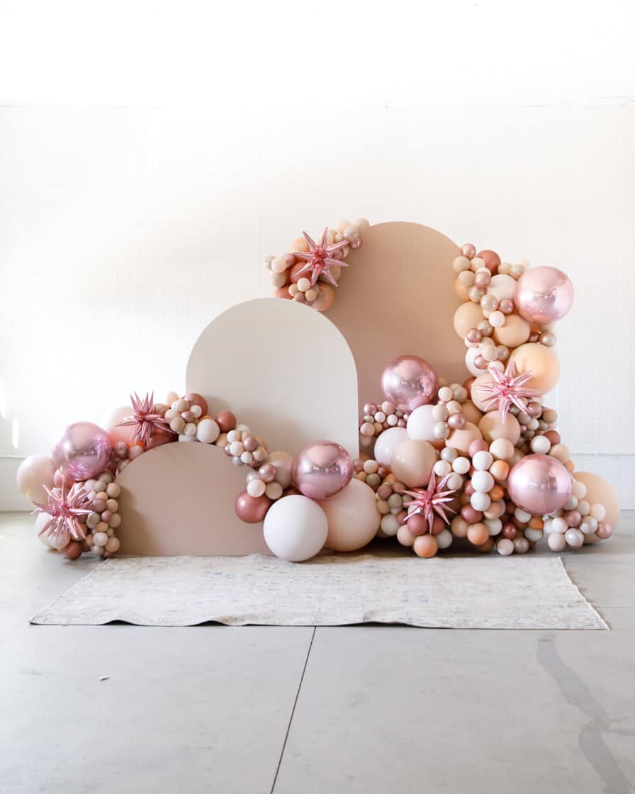 Ravishing Roses – The Cabriole Set | Purchase